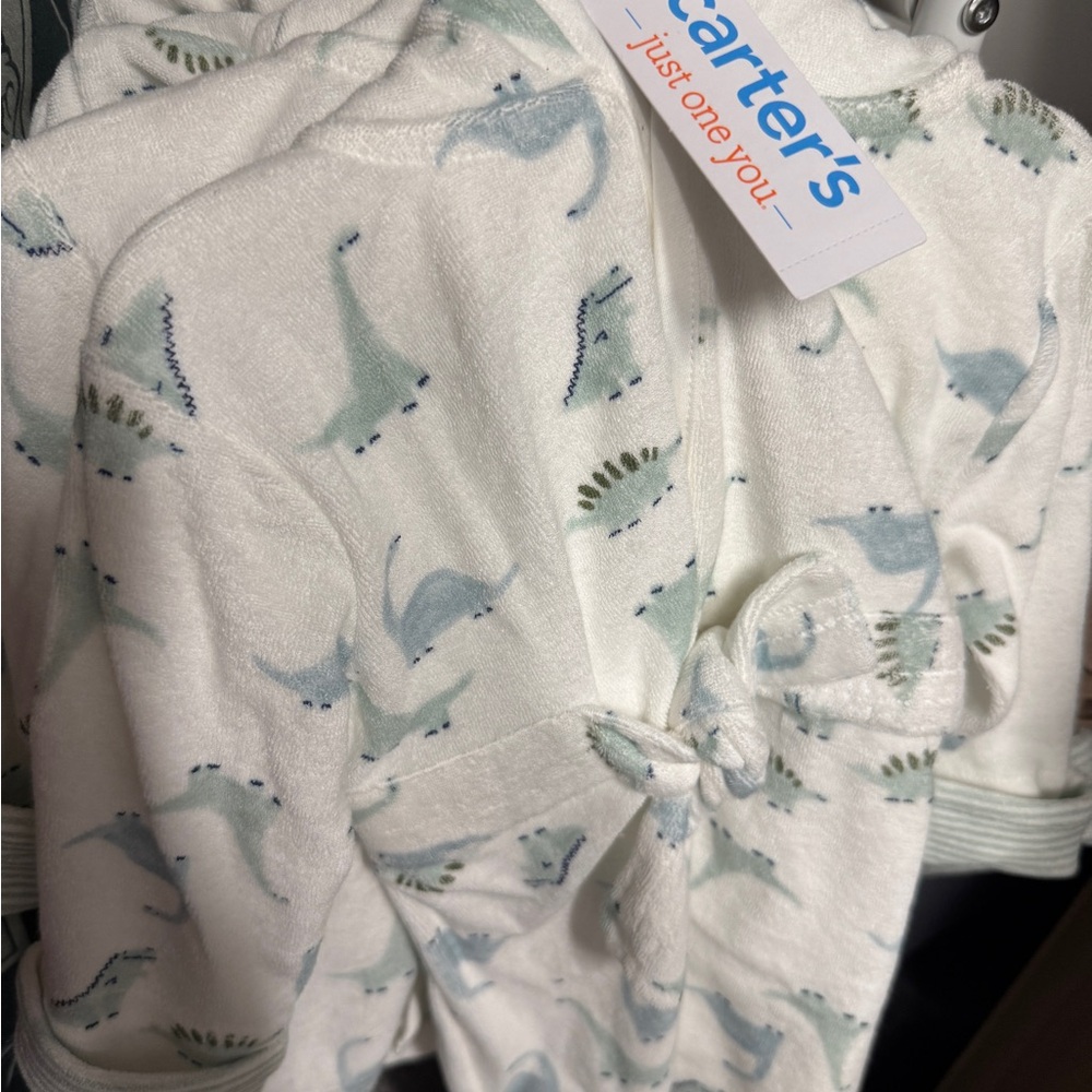 Carter's NWT Dinosaur Robe 0-9 months